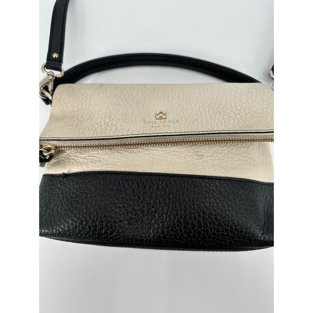 Kate‎ Spade Black and Cream Pebbled Leather Crossbody Foldover Bag - Picture 3 of 16